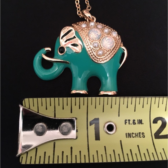 Elephant Necklace - Picture 2 of 6